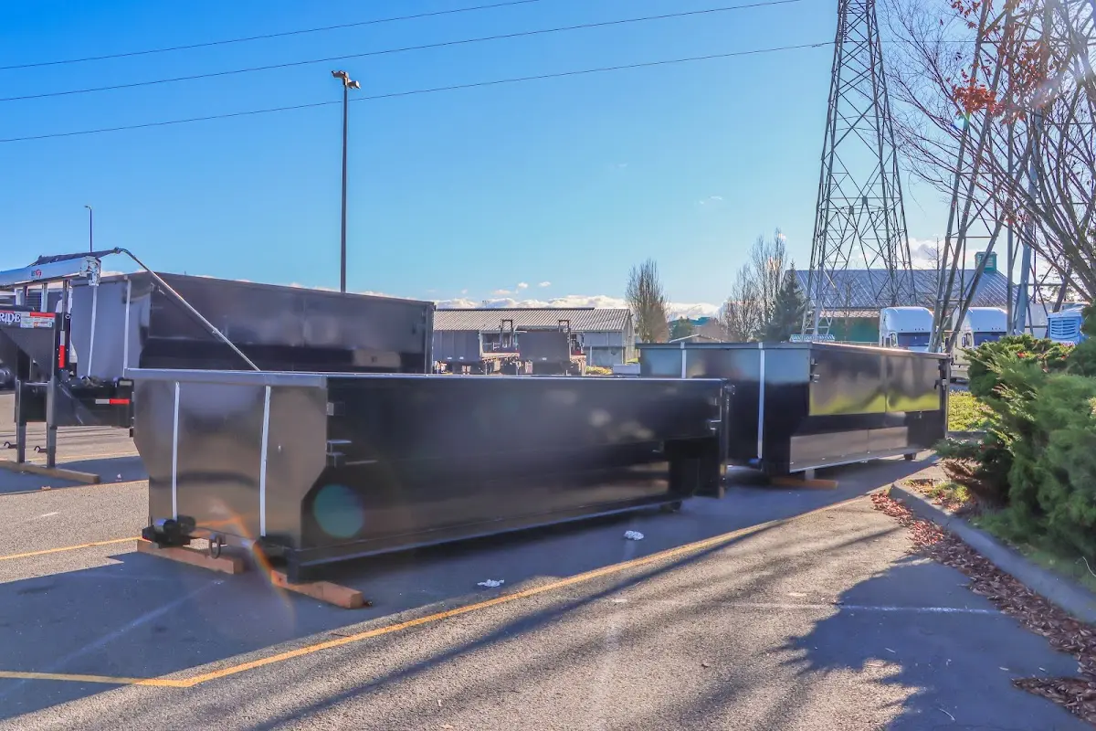 Professional dumpster rental and junk removal service in Oscoda